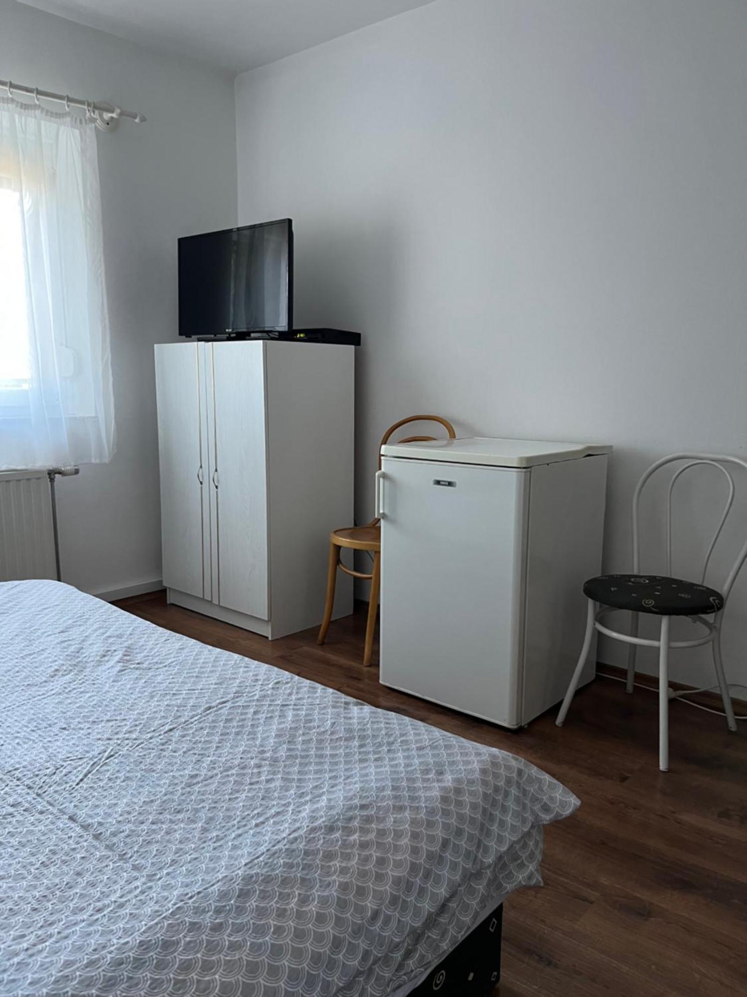 Gyoergyi Haus Hotell Bük Eksteriør bilde